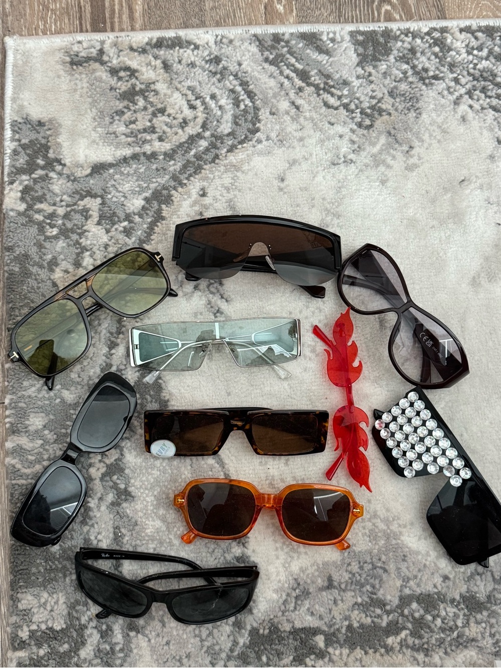 Assorted Sunglasses Bundle - Mixed Black, Brown, Amber, Clear, Green